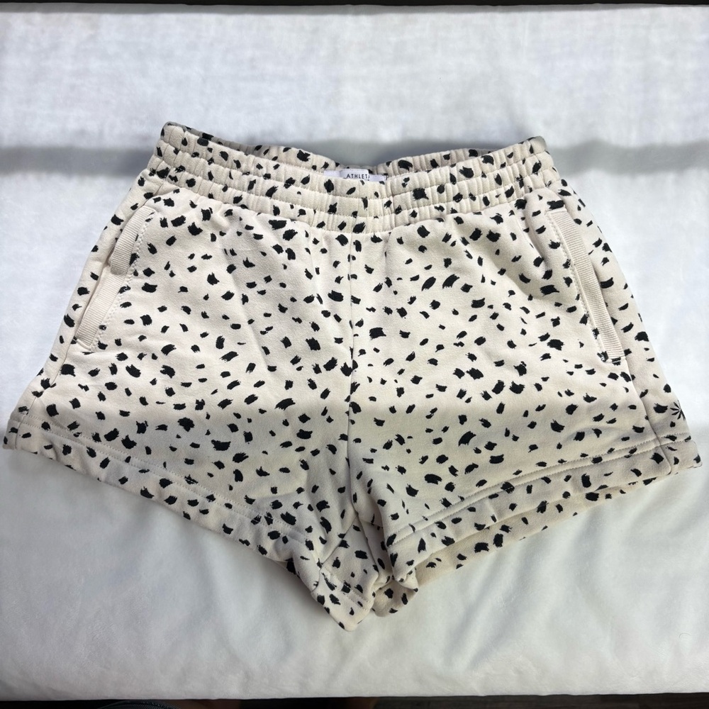 Athleta Cream and Black Speckled Athletic Shorts